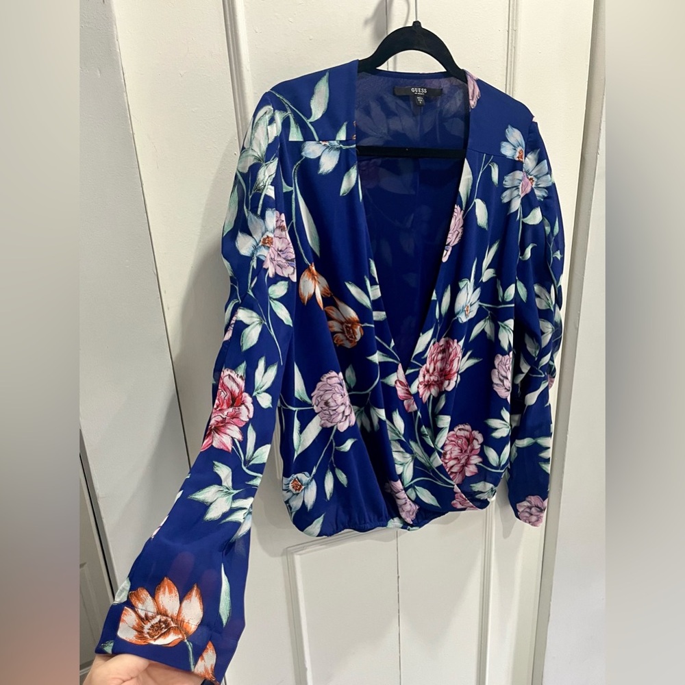 Guess Floral Blouse 🌺